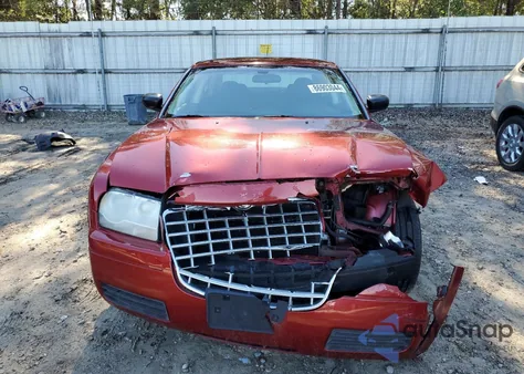 2008 Chrysler 300 Lx from USA, damaged, VIN 2C3KA43R48H250442